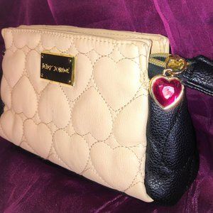 BETSEY JOHNSON Cosmetic Bag
